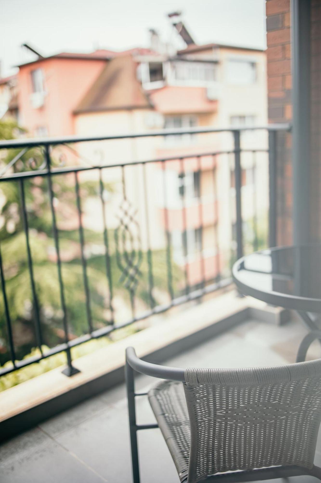 City Center Apartments Kurdzhali Luaran gambar