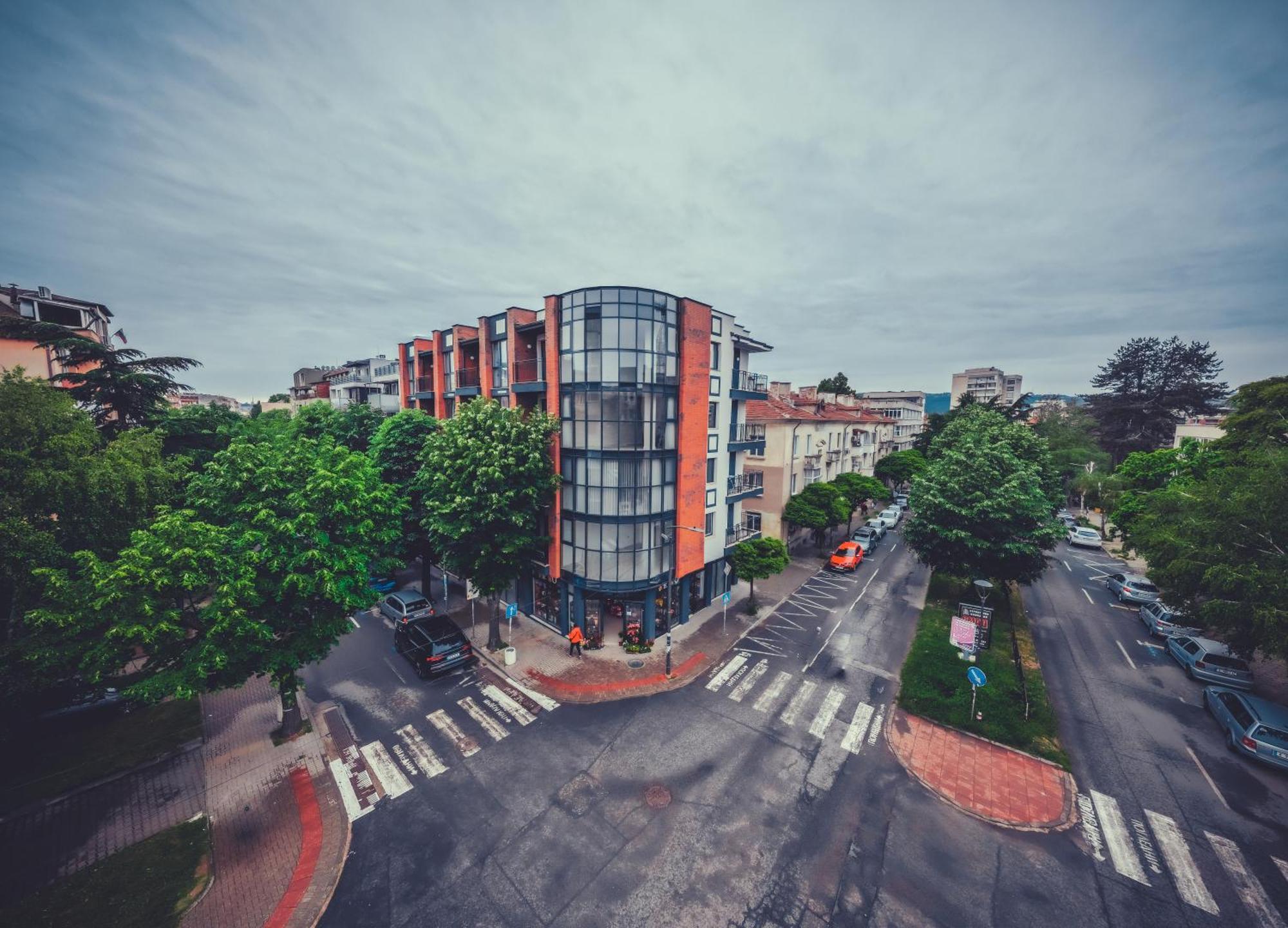 City Center Apartments Kurdzhali Luaran gambar